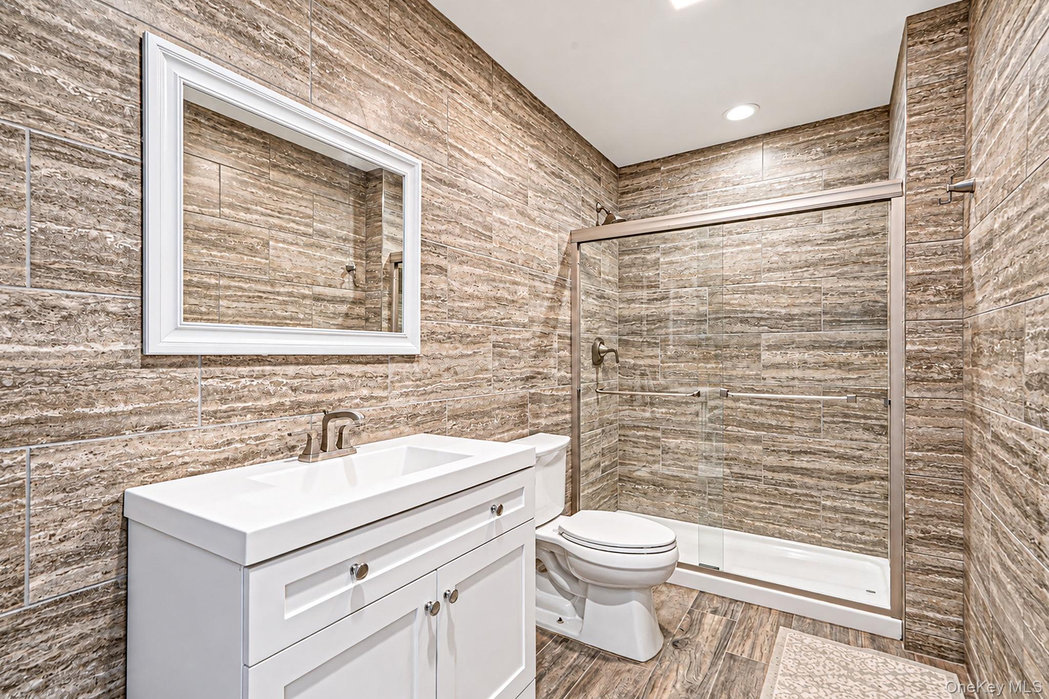 4 Crystal Brook Court