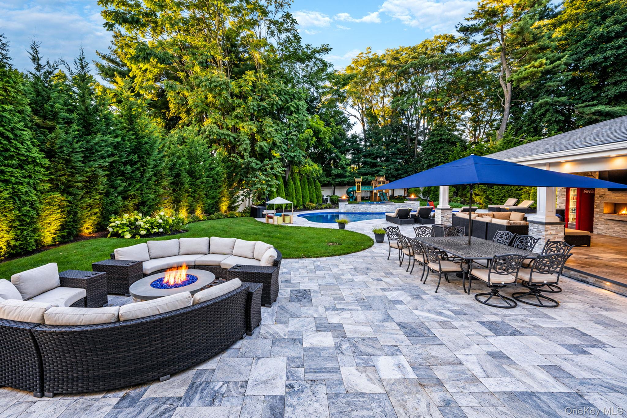 4 Crystal Brook Court