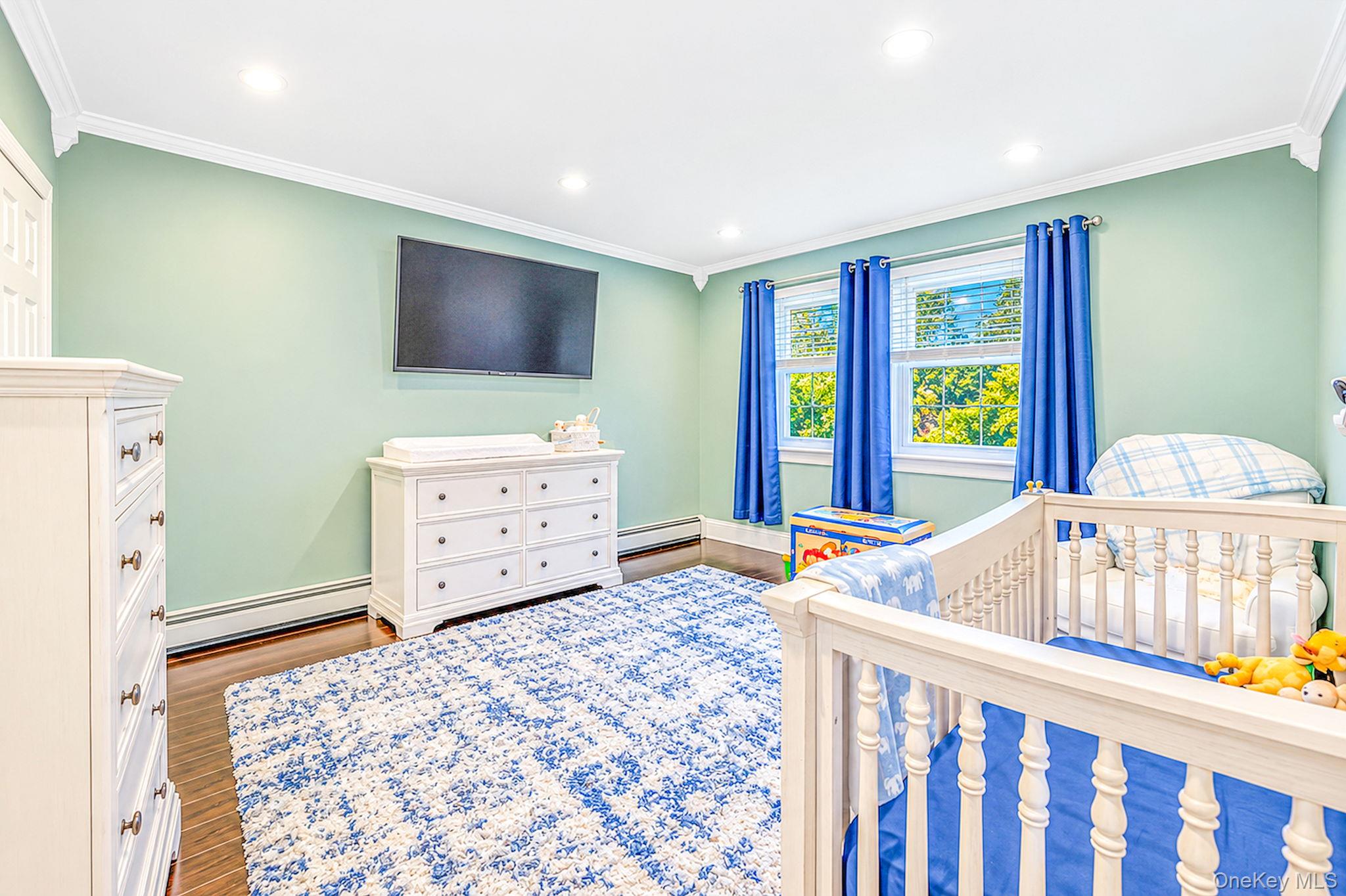 4 Crystal Brook Court
