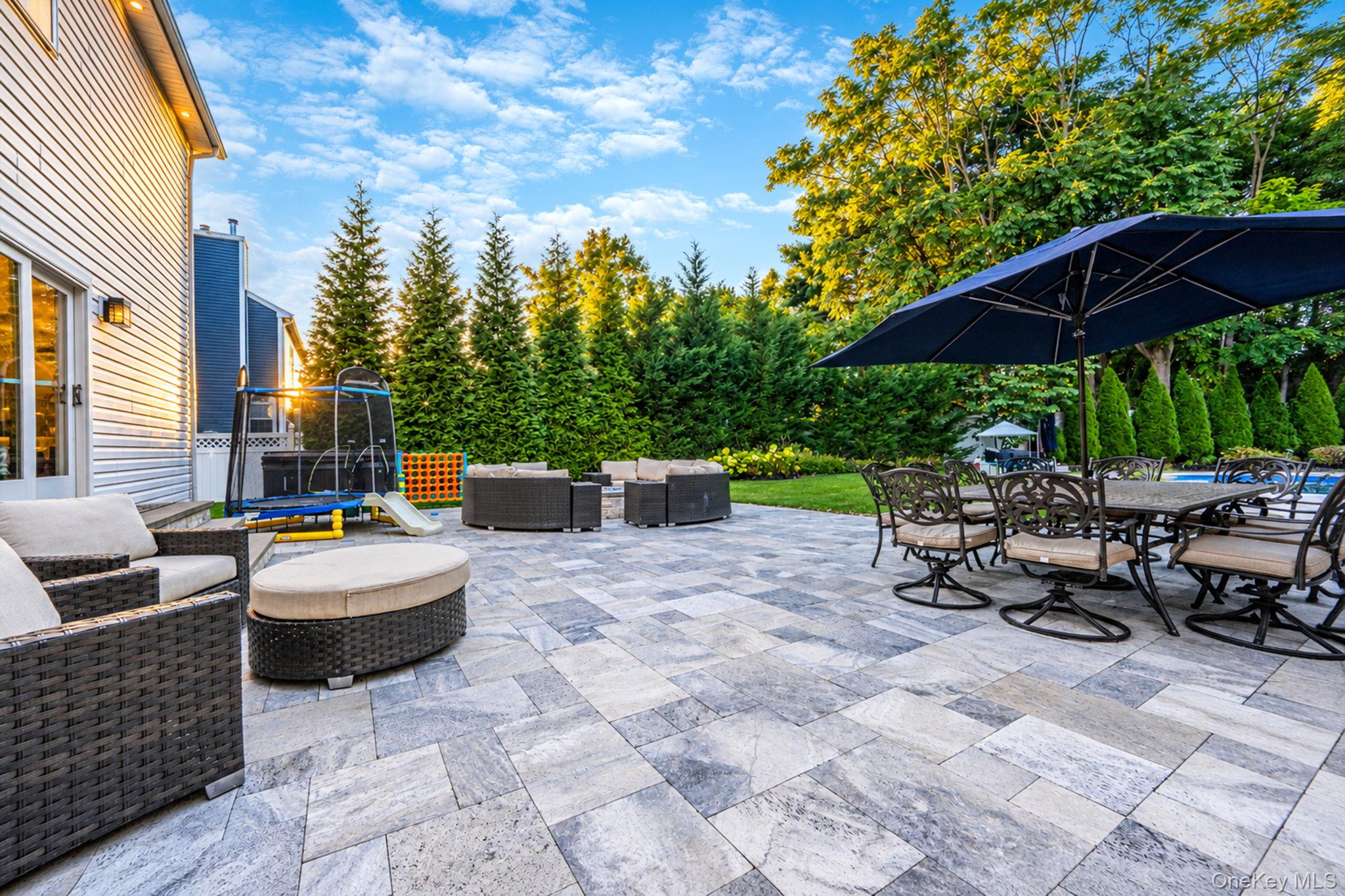 4 Crystal Brook Court