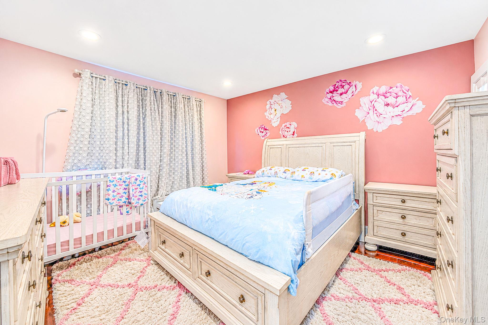 4 Crystal Brook Court