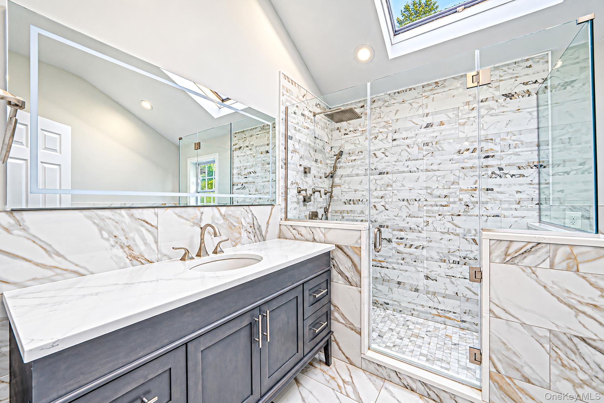 4 Crystal Brook Court