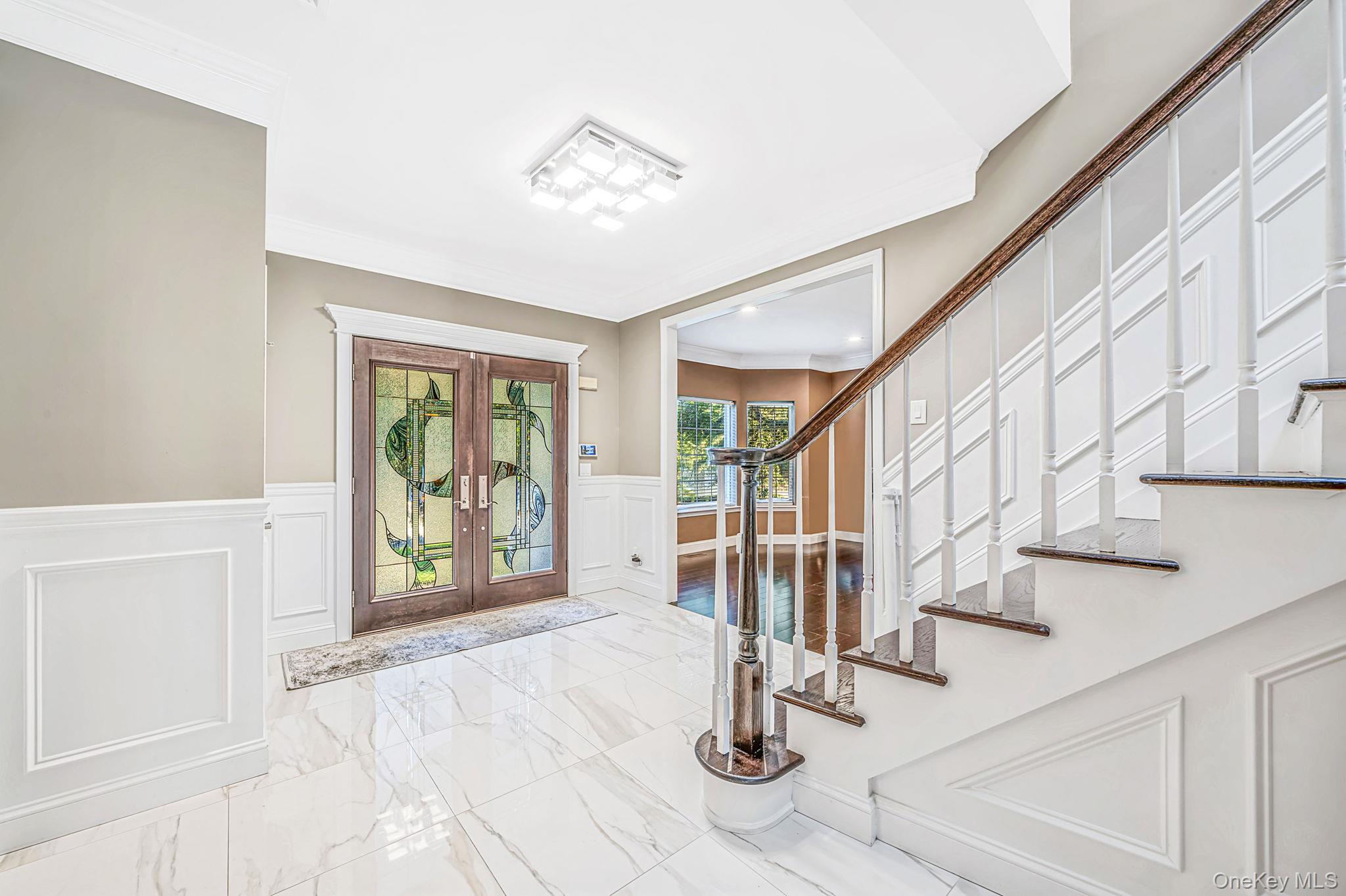 4 Crystal Brook Court