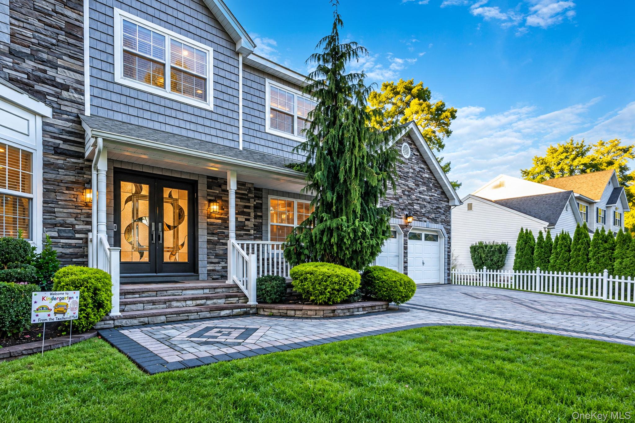 4 Crystal Brook Court
