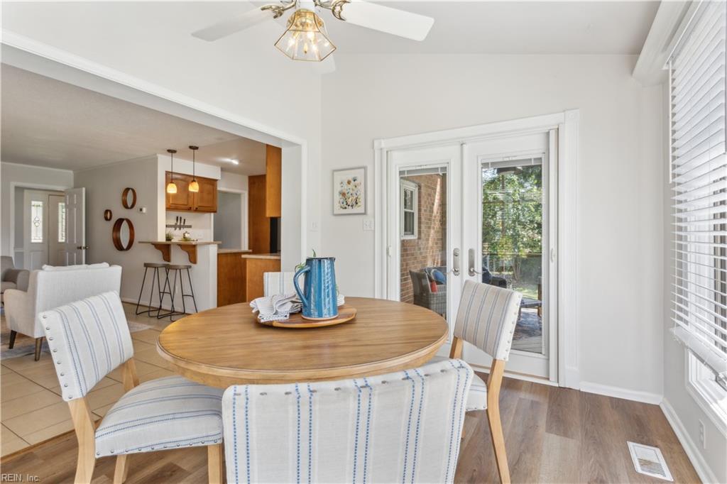 3529 Kings Lake DR