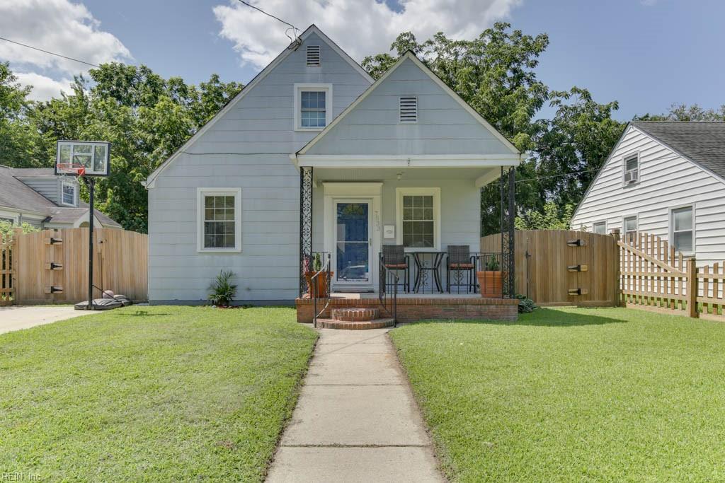 7533 Yorktown DR