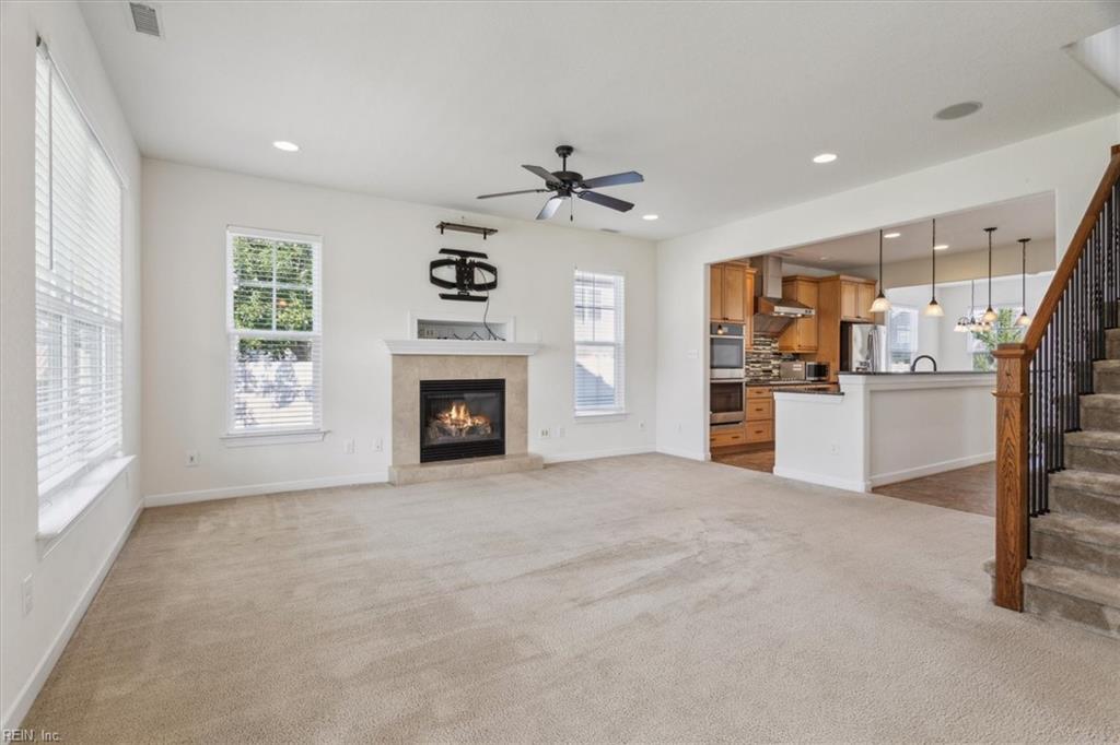 2221 Olmstead LN