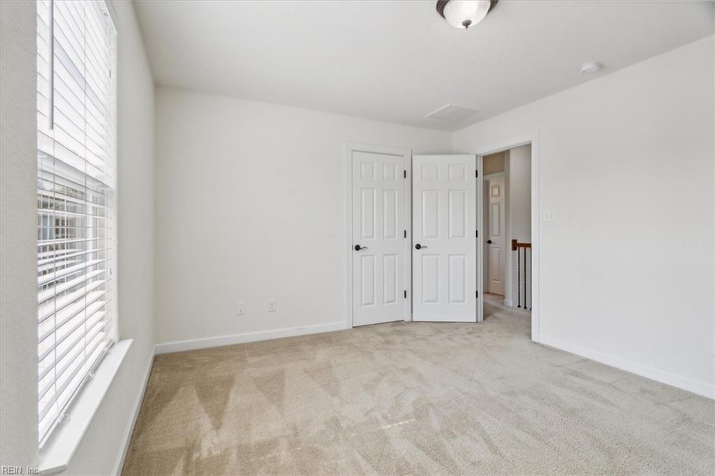 2221 Olmstead LN