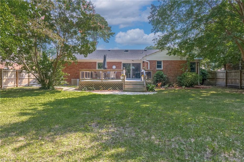 4136 Duncannon LN