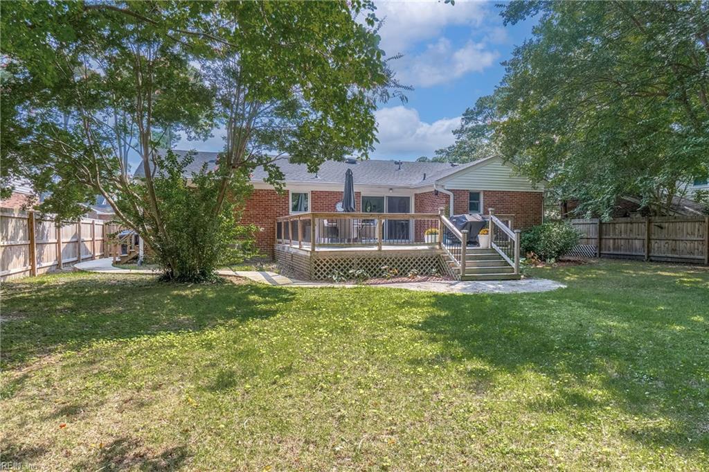 4136 Duncannon LN