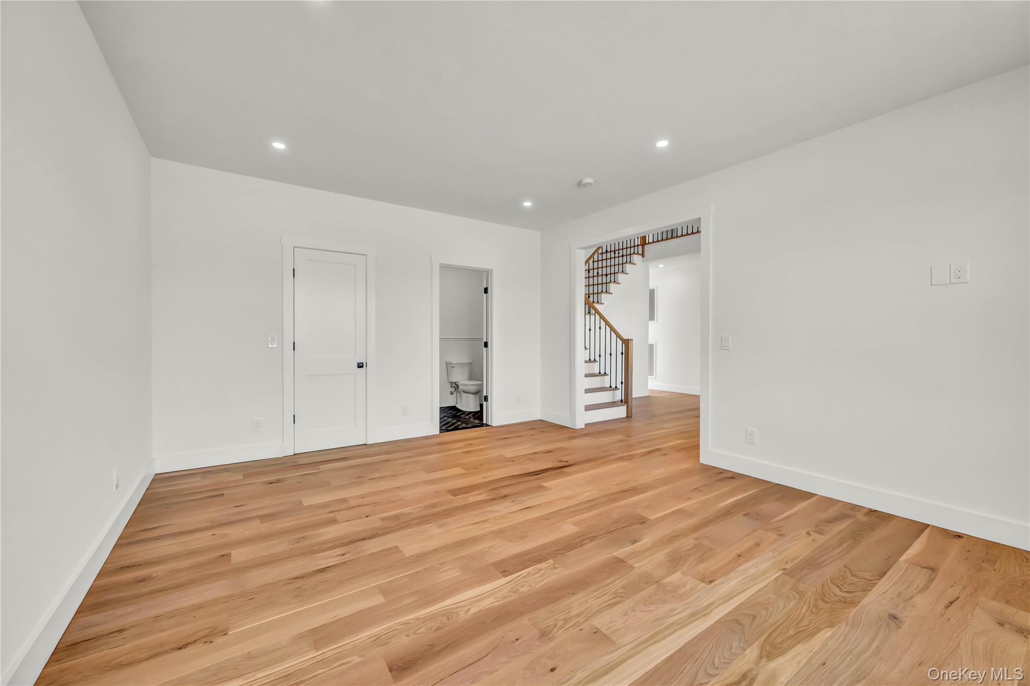 71 Abu Mousa Dr