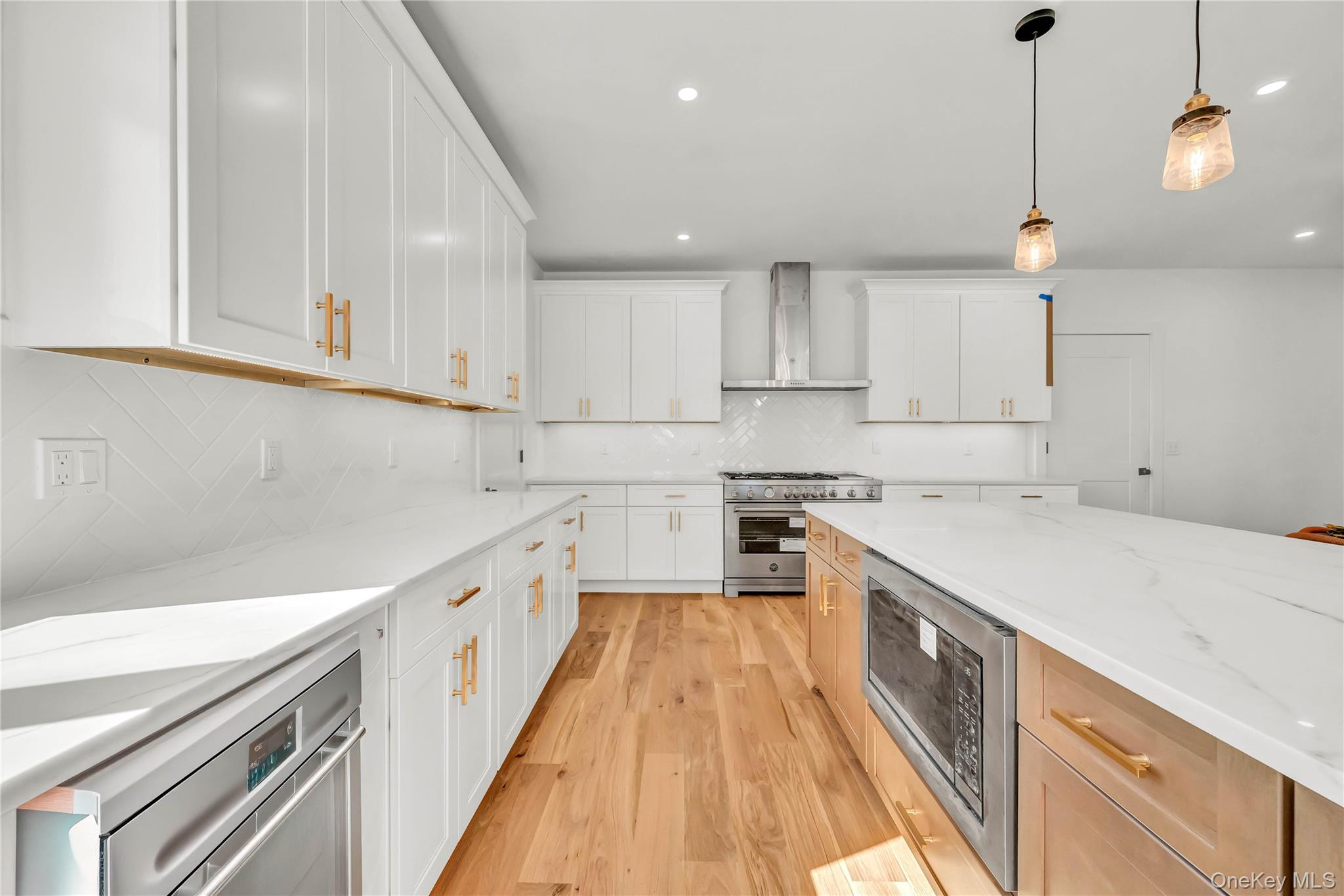 71 Abu Mousa Dr