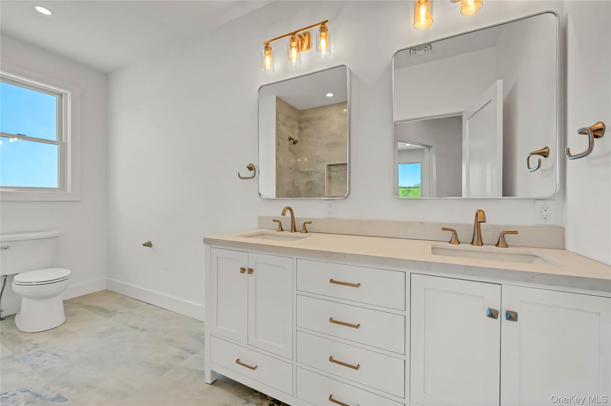 71 Abu Mousa Dr