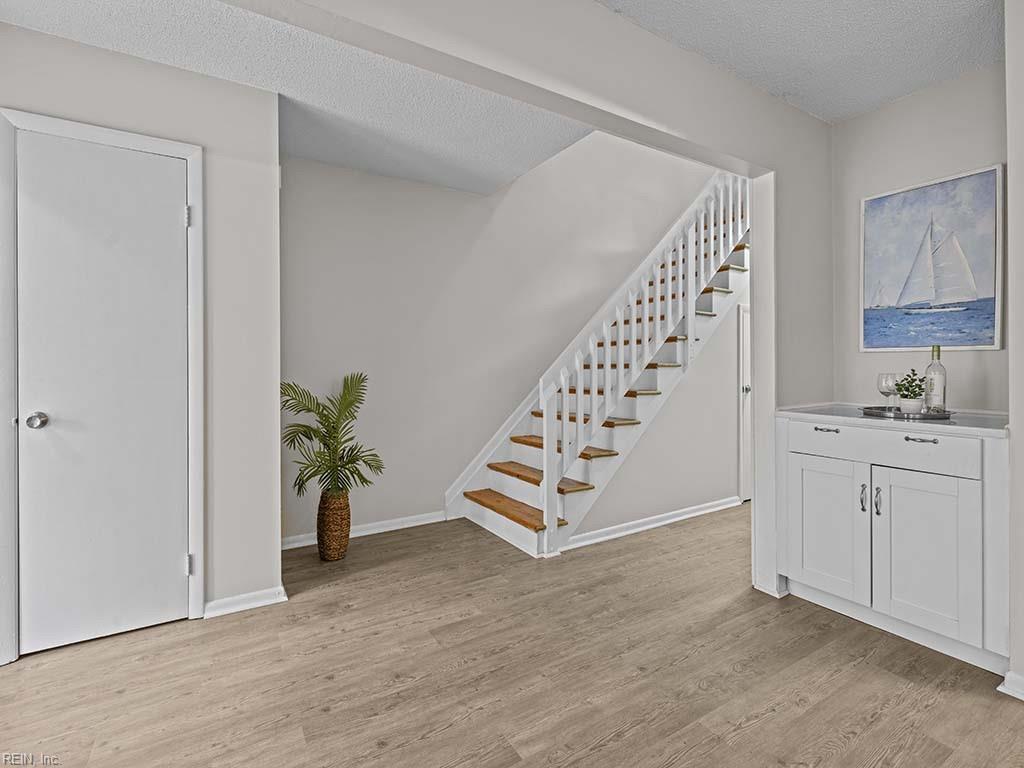 3815 Mystic Cove CT