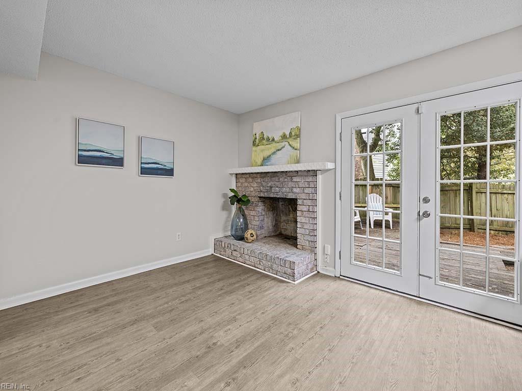 3815 Mystic Cove CT