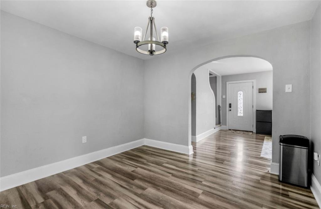 310 Plover DR