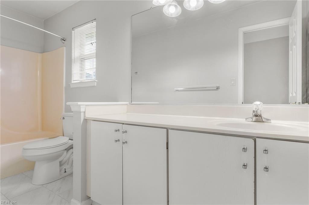 2373 London Pointe DR