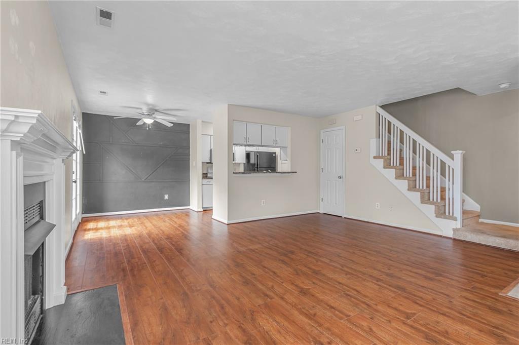 2373 London Pointe DR