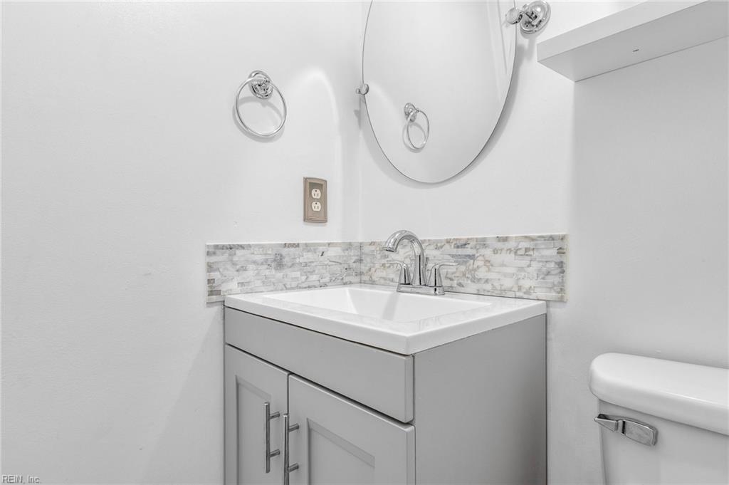 2373 London Pointe DR