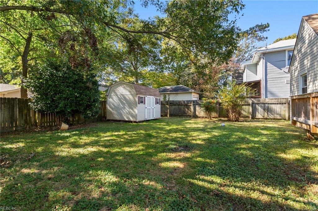183 W Ocean AVE