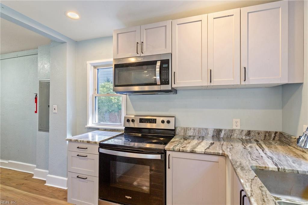 183 W Ocean AVE