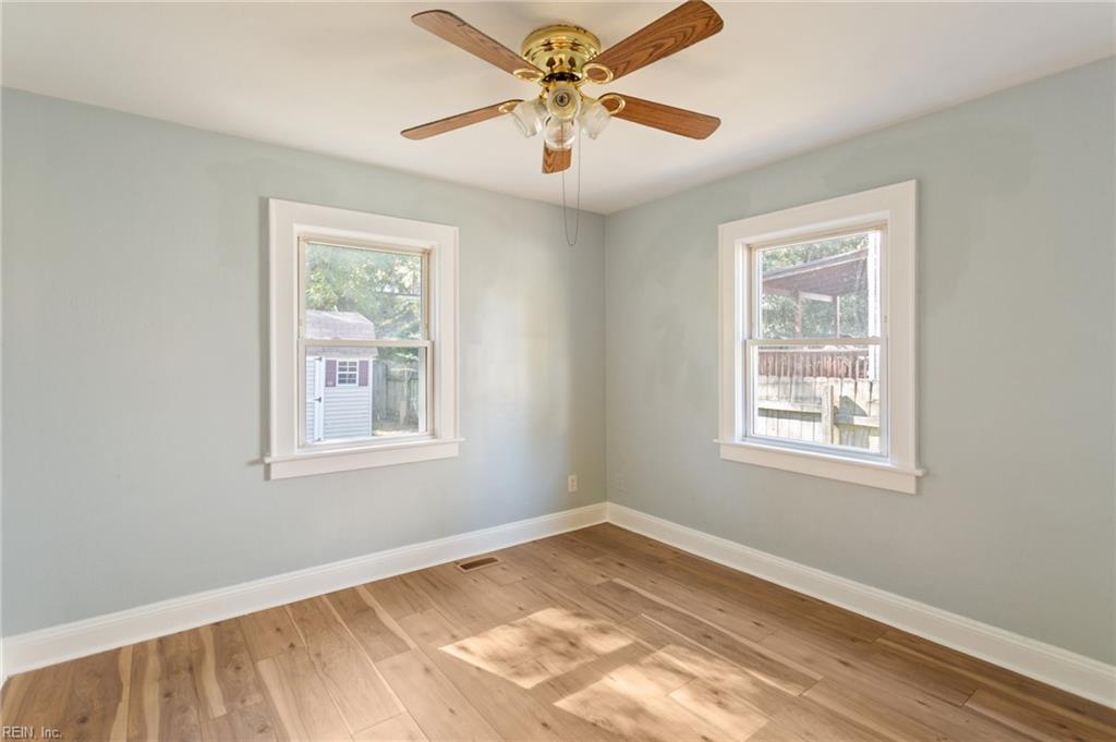183 W Ocean AVE