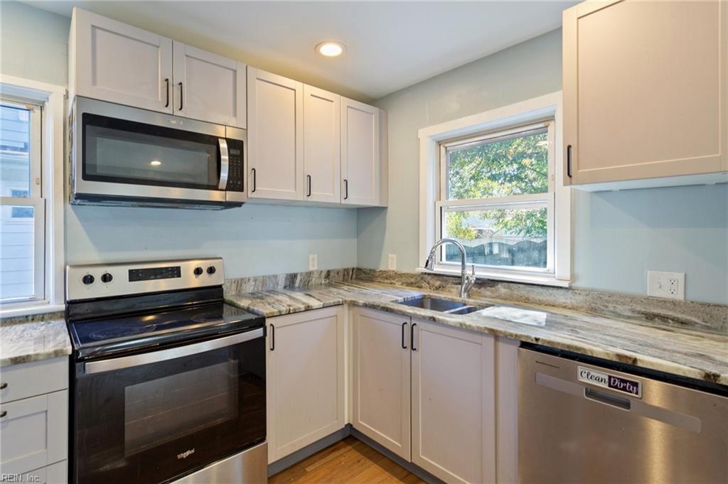 183 W Ocean AVE