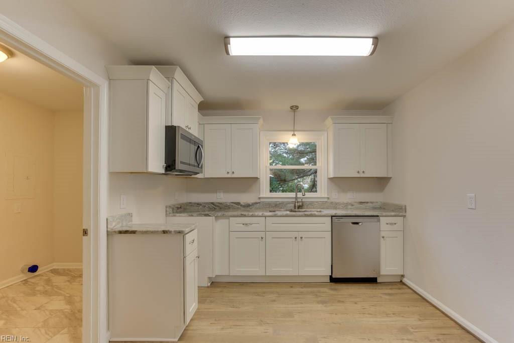 4021 Campbell RD