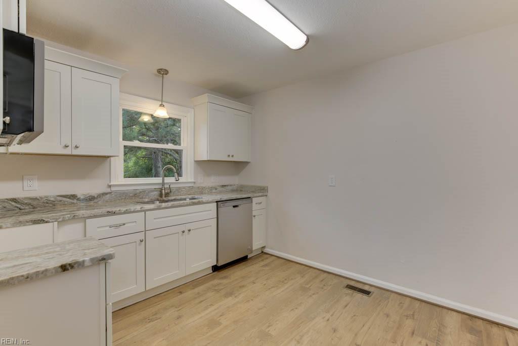 4021 Campbell RD
