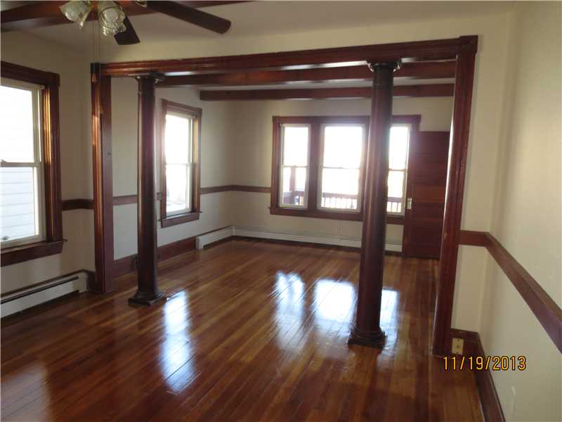 176 THIRD Avenue 1