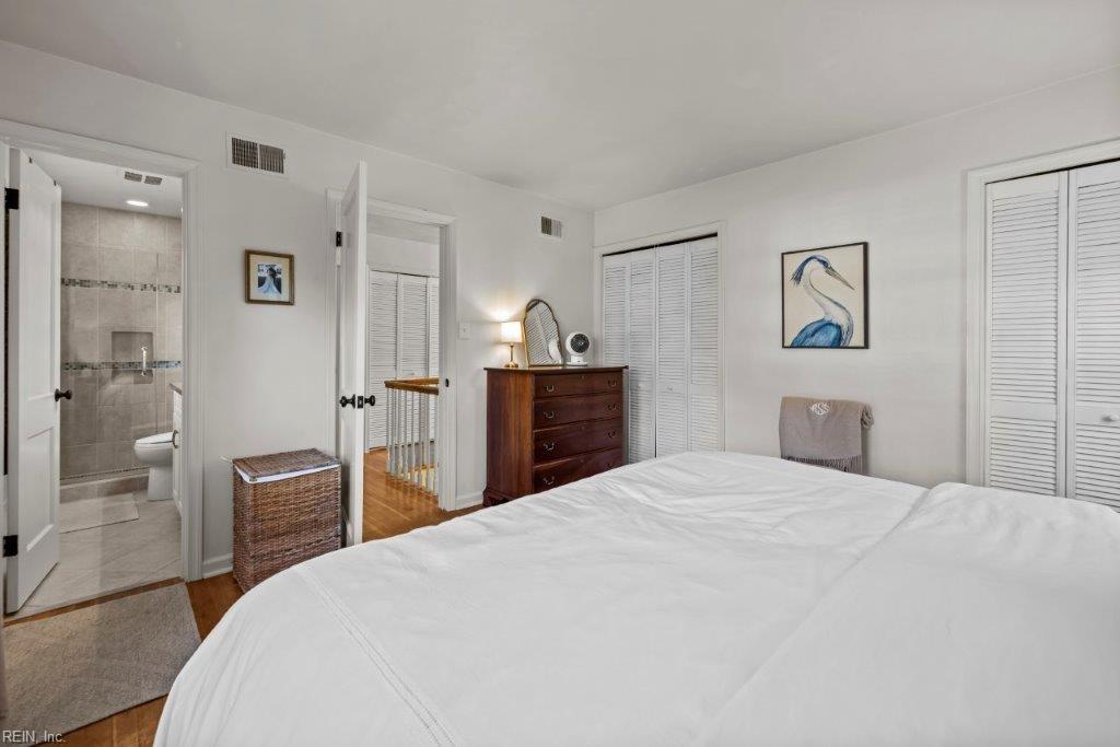 745 Queen Elizabeth DR