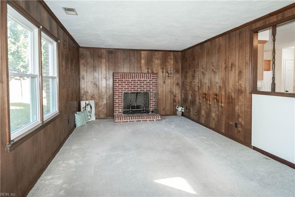 809 Sussex CT