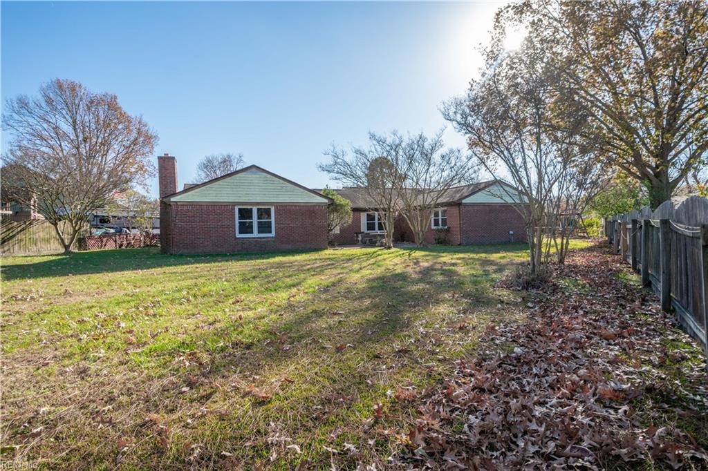 809 Sussex CT