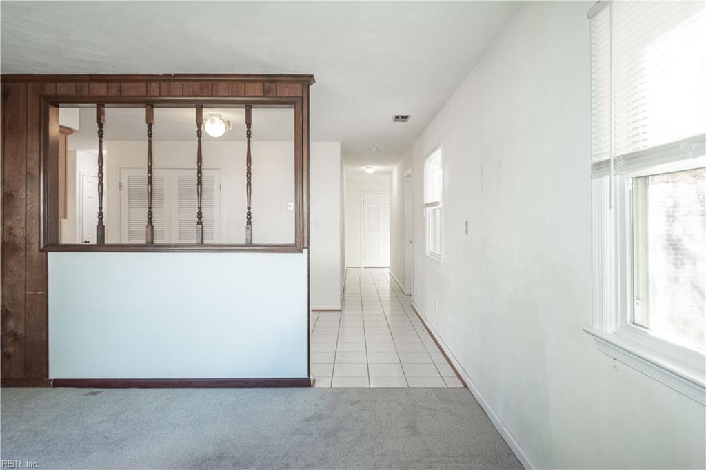 809 Sussex CT