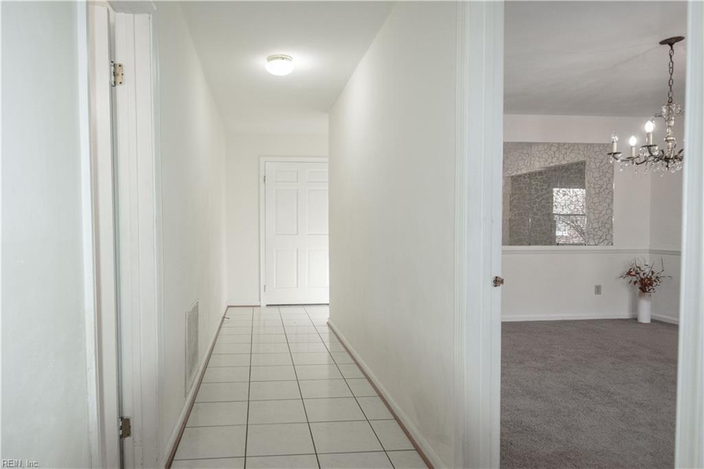 809 Sussex CT