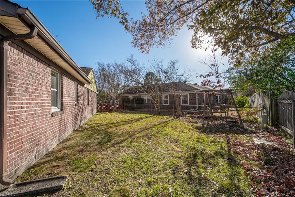 809 Sussex CT