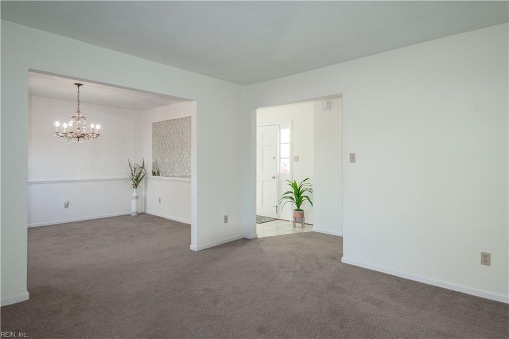 809 Sussex CT
