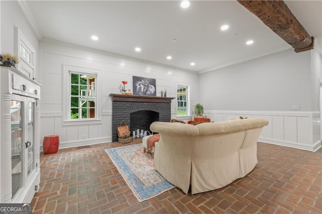 2425 Birmingham Road