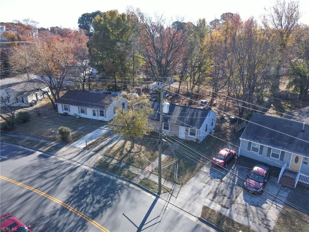138 Weaver RD E