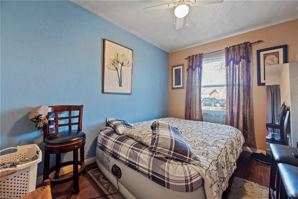 138 Weaver RD E