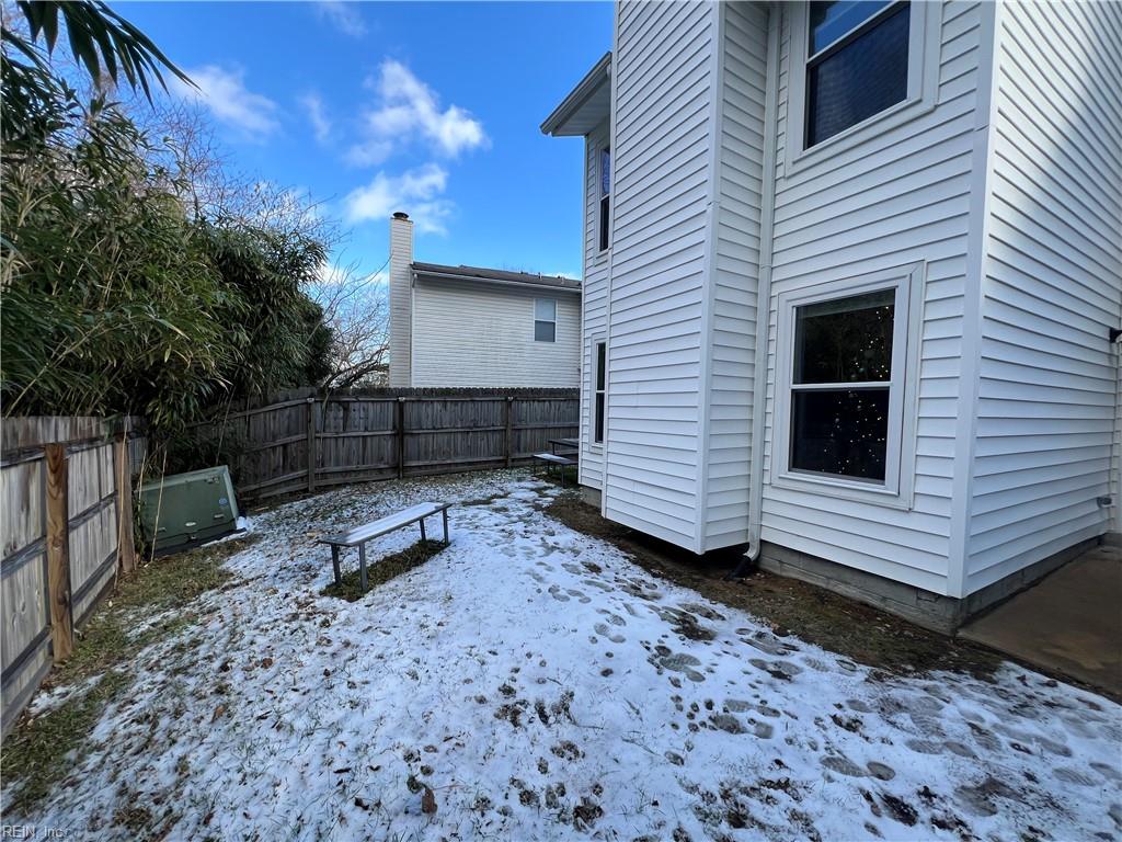 5972 Buckminister LN