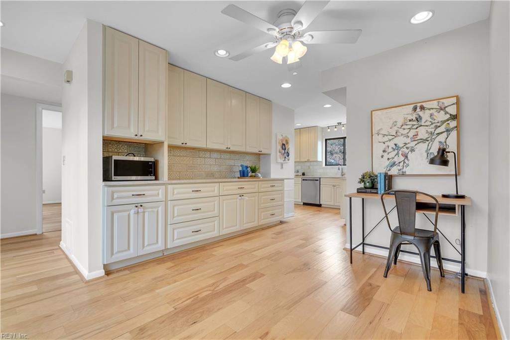 2101 Cutler RDG
