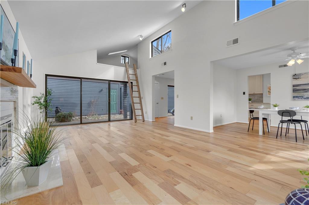2101 Cutler RDG