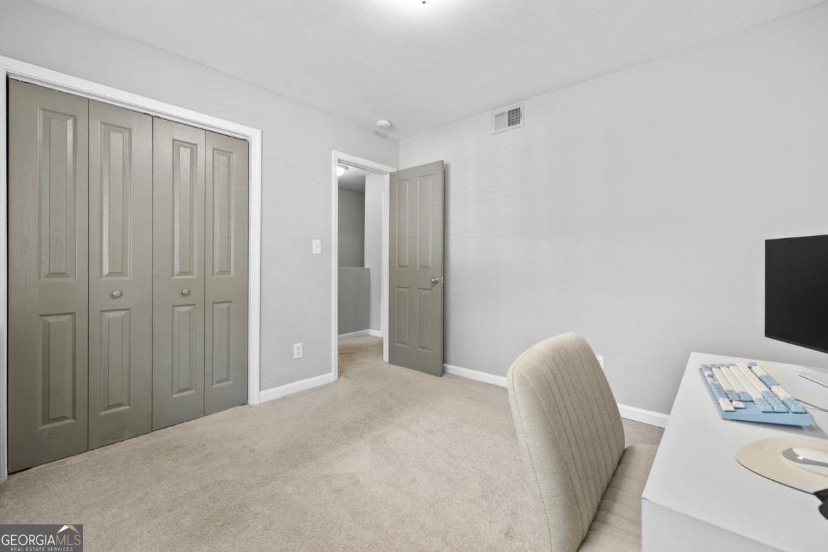 6940 Roswell Road # 21A