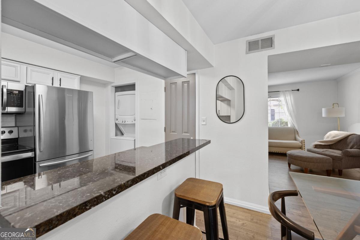 6940 Roswell Road # 21A