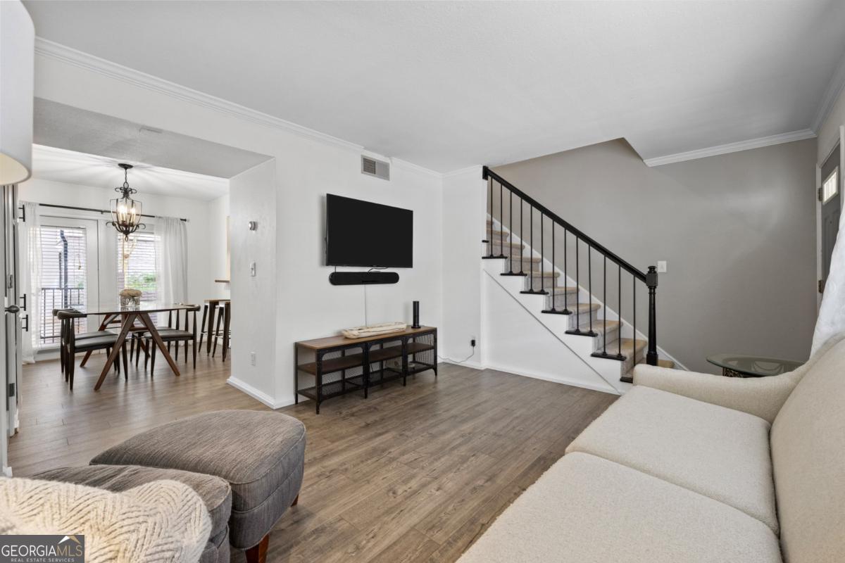 6940 Roswell Road # 21A