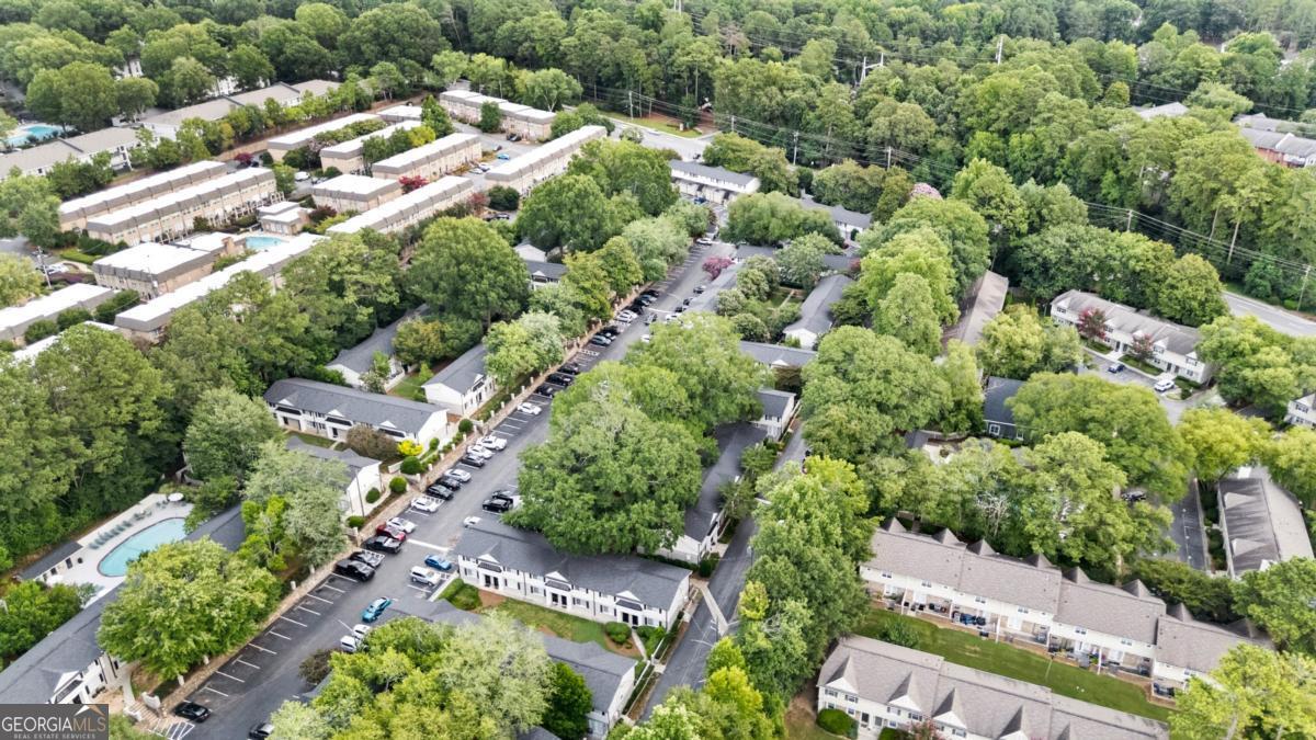 6940 Roswell Road # 21A