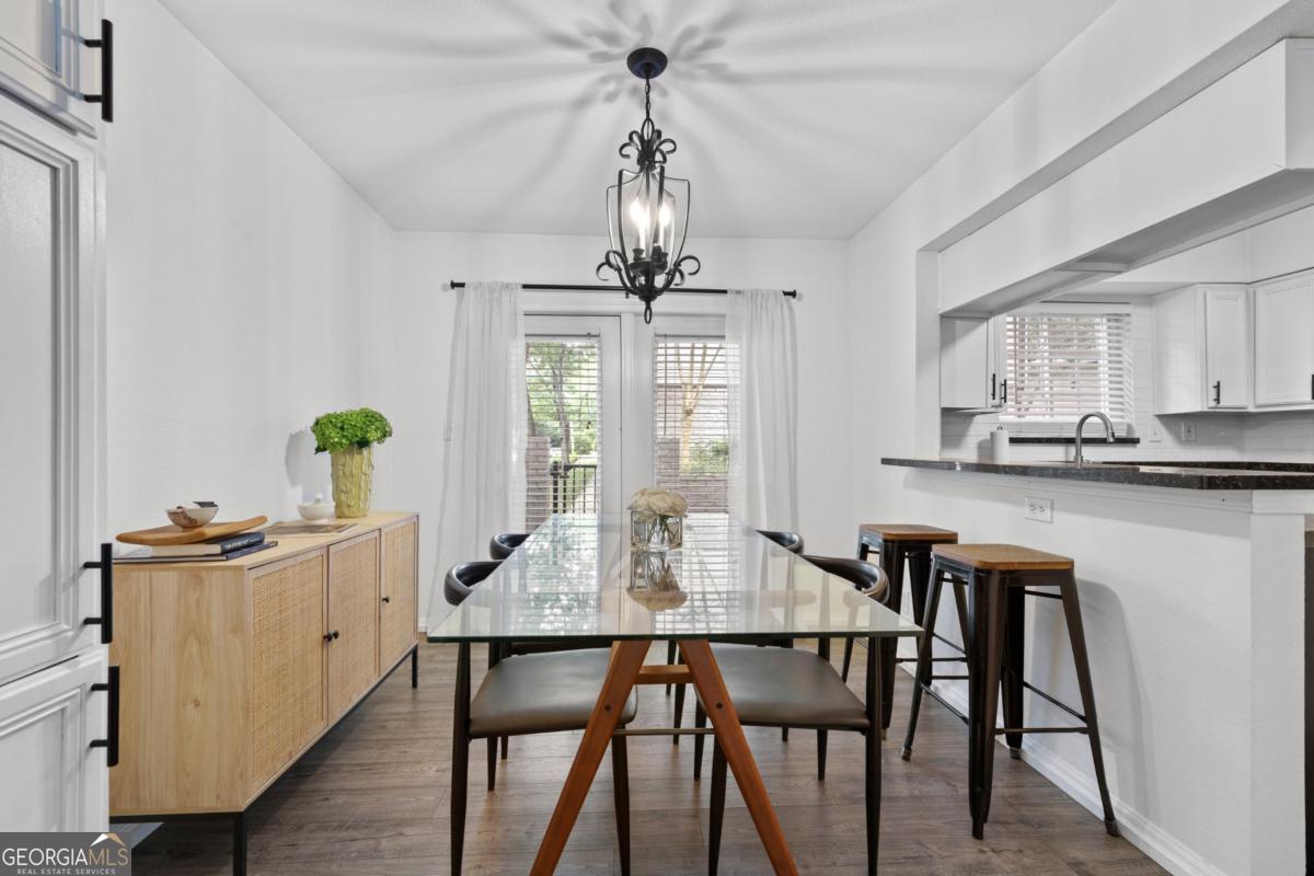 6940 Roswell Road # 21A