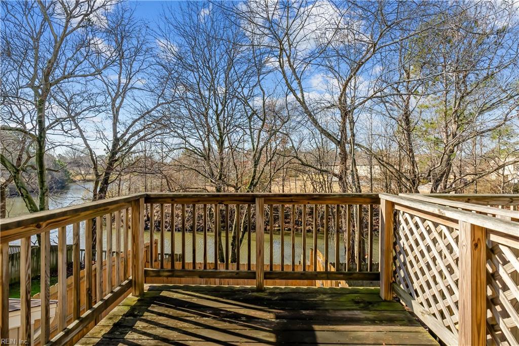 719 Waters DR