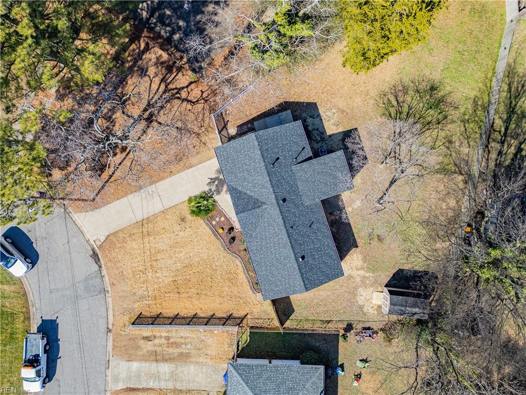 4716 Bridgeman LN